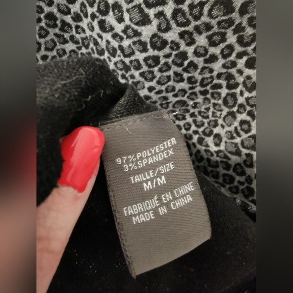 Suzy Shier Animal Print Fitted Dress - Picture 4 of 4